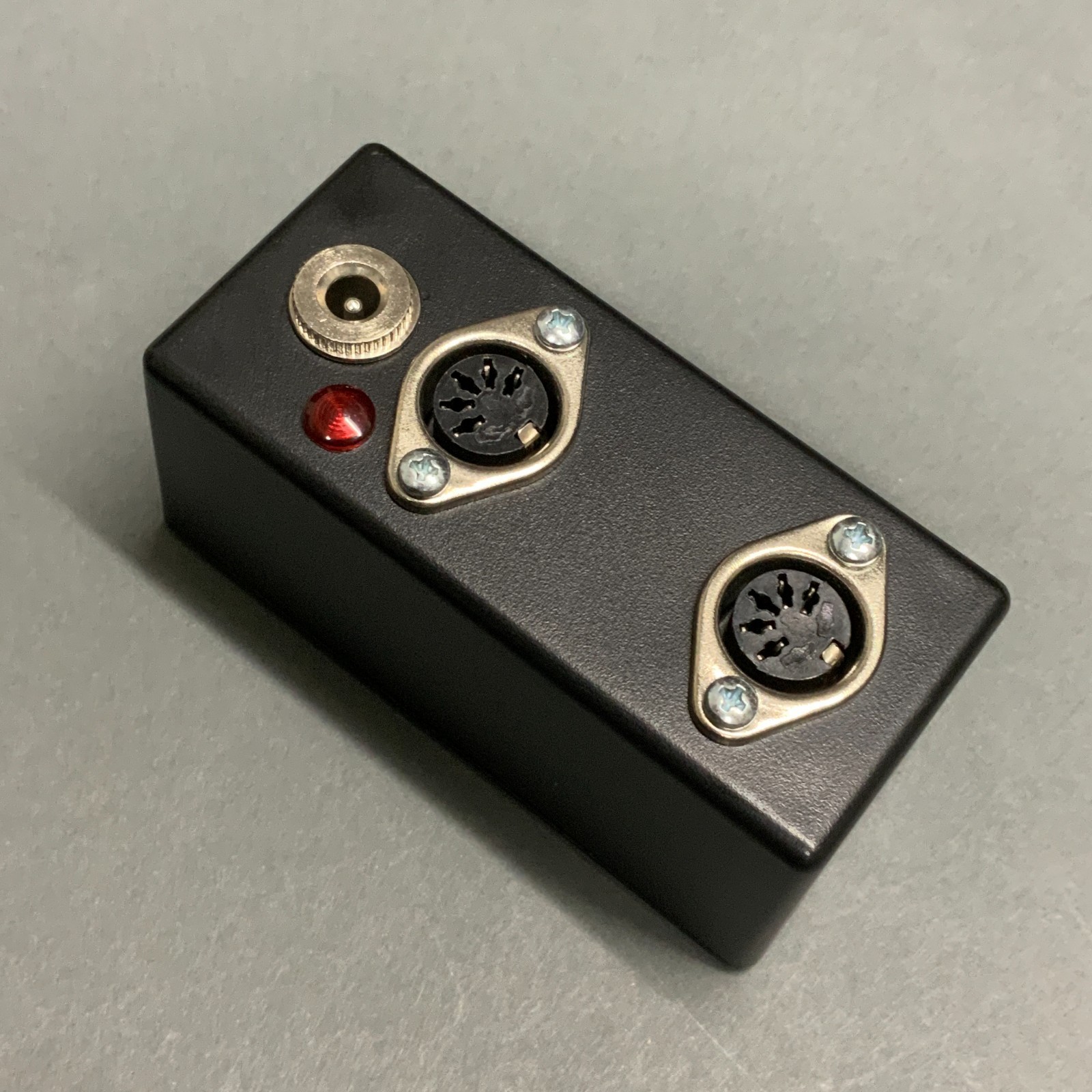 Complete Power Supply Kit (PB-1, 9v Adaptor, MIDI cables) - Image 3