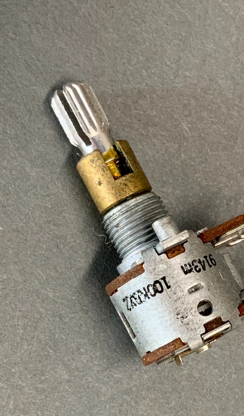 Dual Potentiometer (100k) w/Knobs for D5 and D6 CPU Cards - Image 3