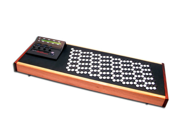 microtonal hexagonal keyboard